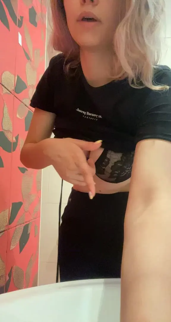 Whoever likes gets a nude (instant)