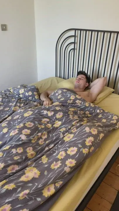 When you finally move to a new place with no roommates 😎 (redgifs for audio)