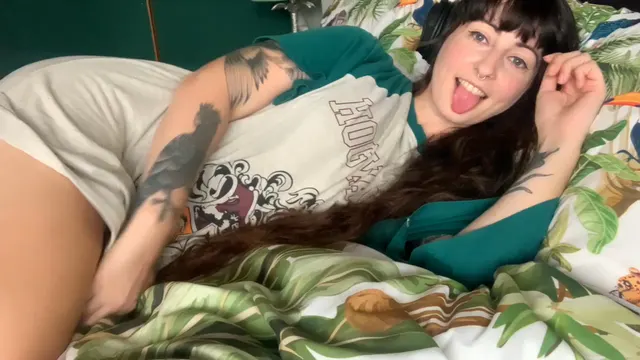 You look like you need a tall nerd to play with [f]