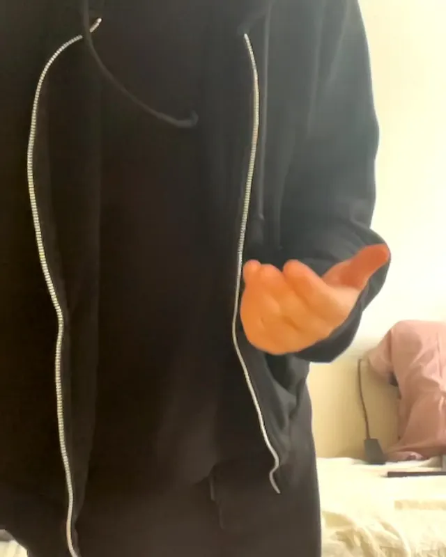 it’s your birthday & your bro videocalls you to show off your present… your fav color was blue, right?💙🫐