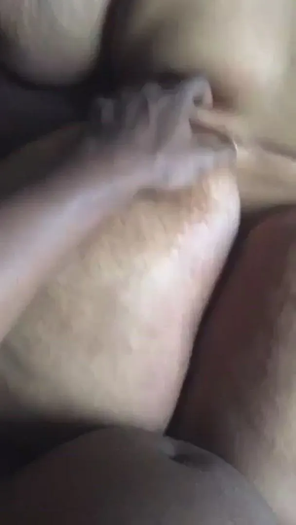 Fat husband can still satisfy his wife's huge ass