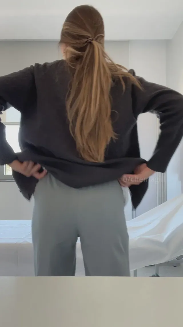 Already bent on your room, now I need you to pound me from behind 😩