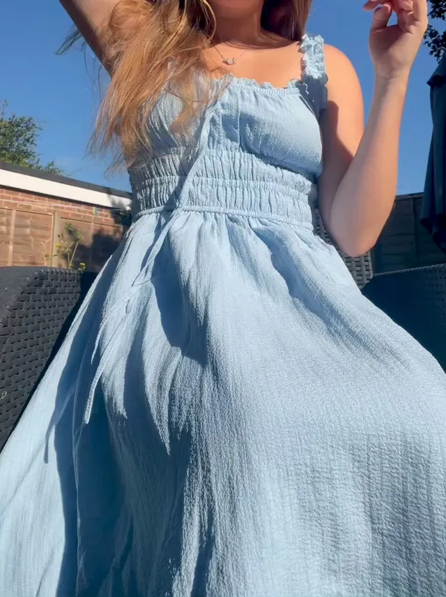 I’m English, all natural AND I have a 70s bush 💛