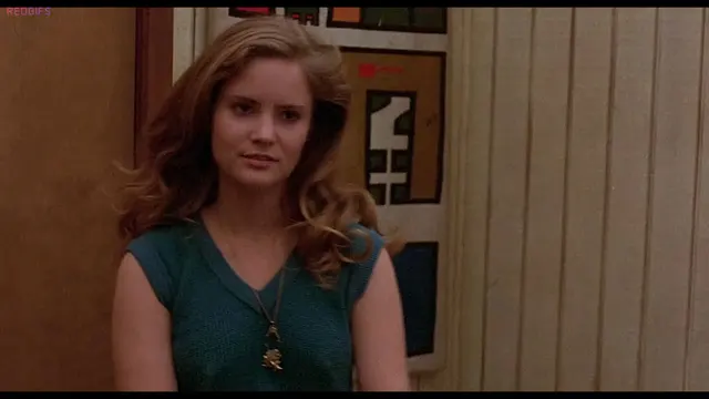 Jennifer Jason Leigh - Fast Times at Ridgemont High (1982)
