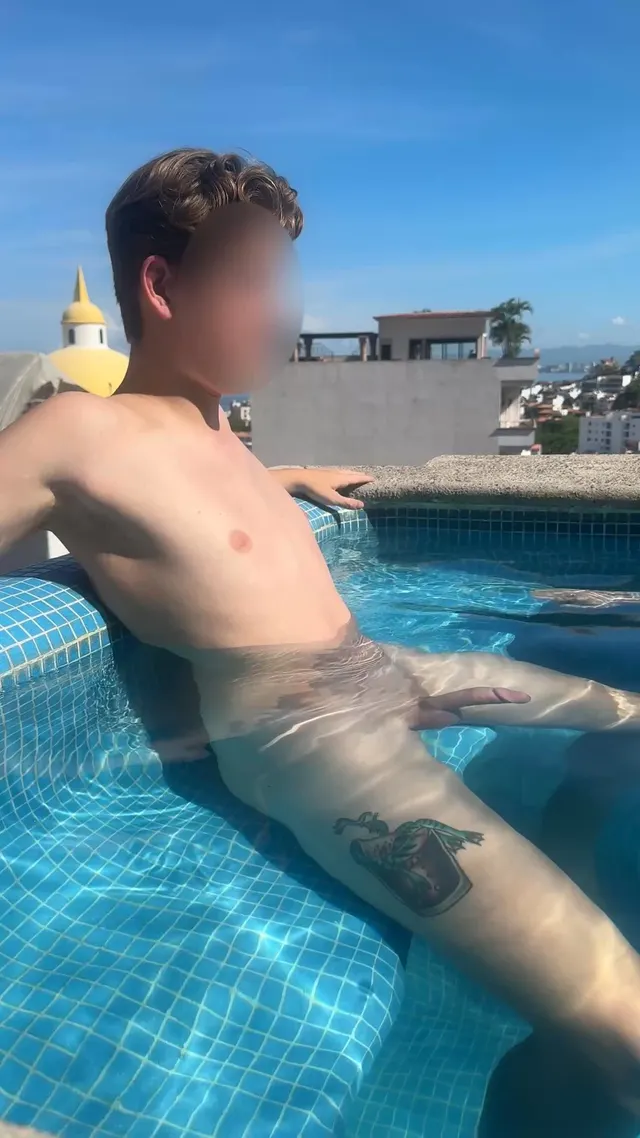 full-time cfnm makes him easy access for me