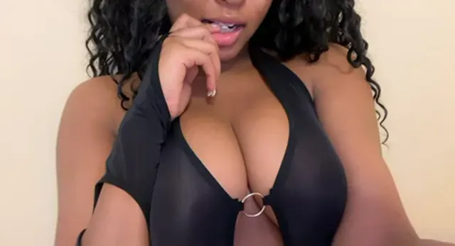 can i send you vids like this when i get new outfits?