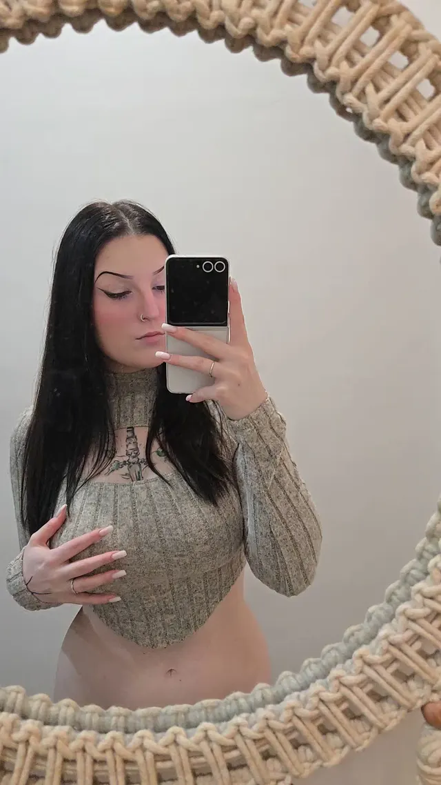 I think this is how it’s meant to be worn.