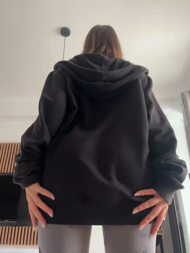 can you eat me with leggings on?