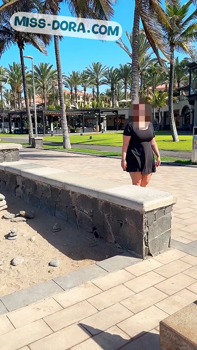 Would you like a Human Vending Machine?