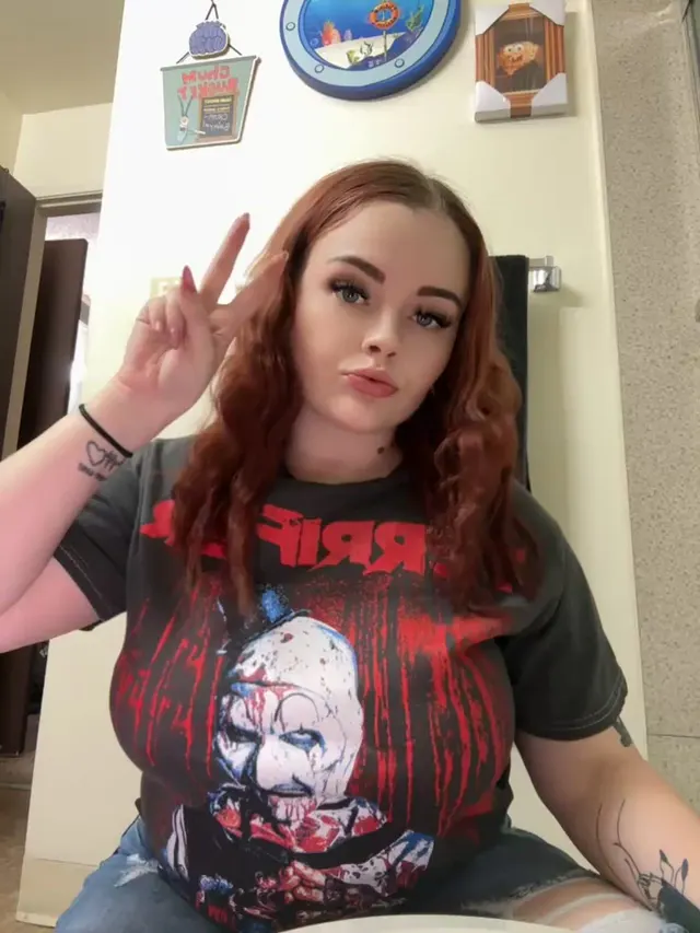 5’1 white college girl… too thick or just right?