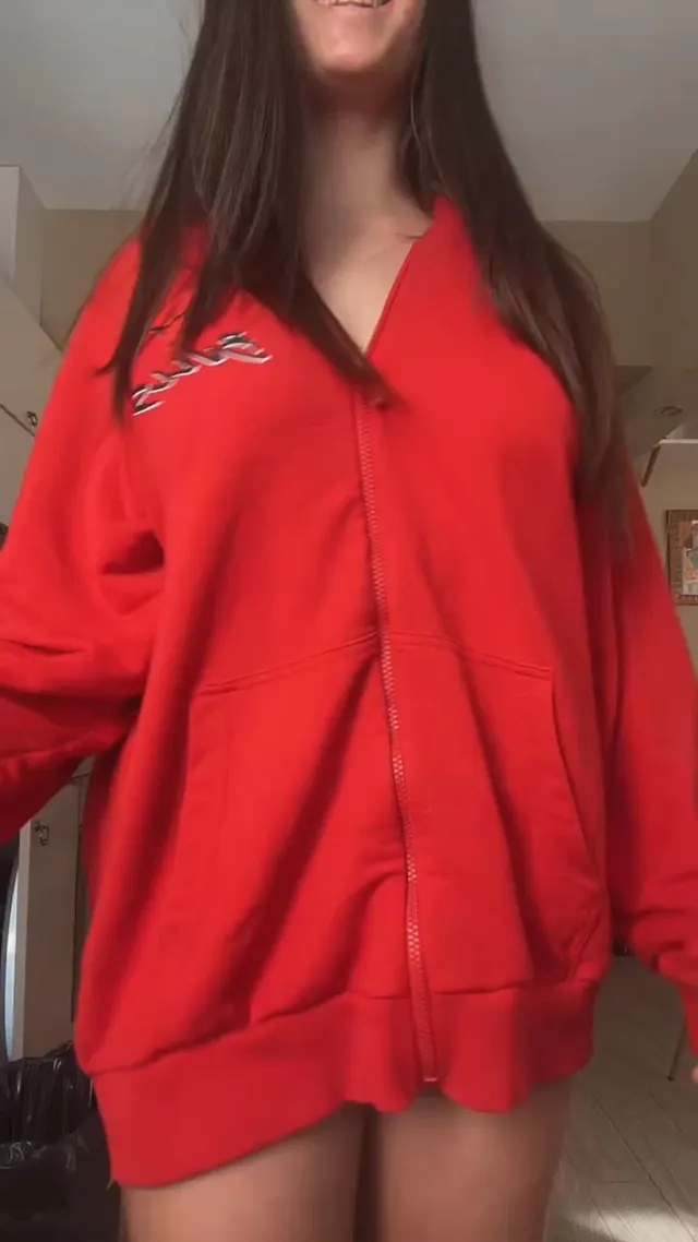 I love showing you redditors my big natural titties