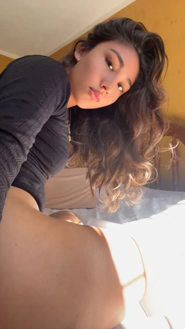 your doggy pov looks so hot [F]