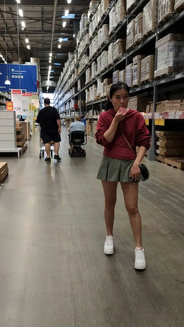 I could be behind you right now and you'd never know