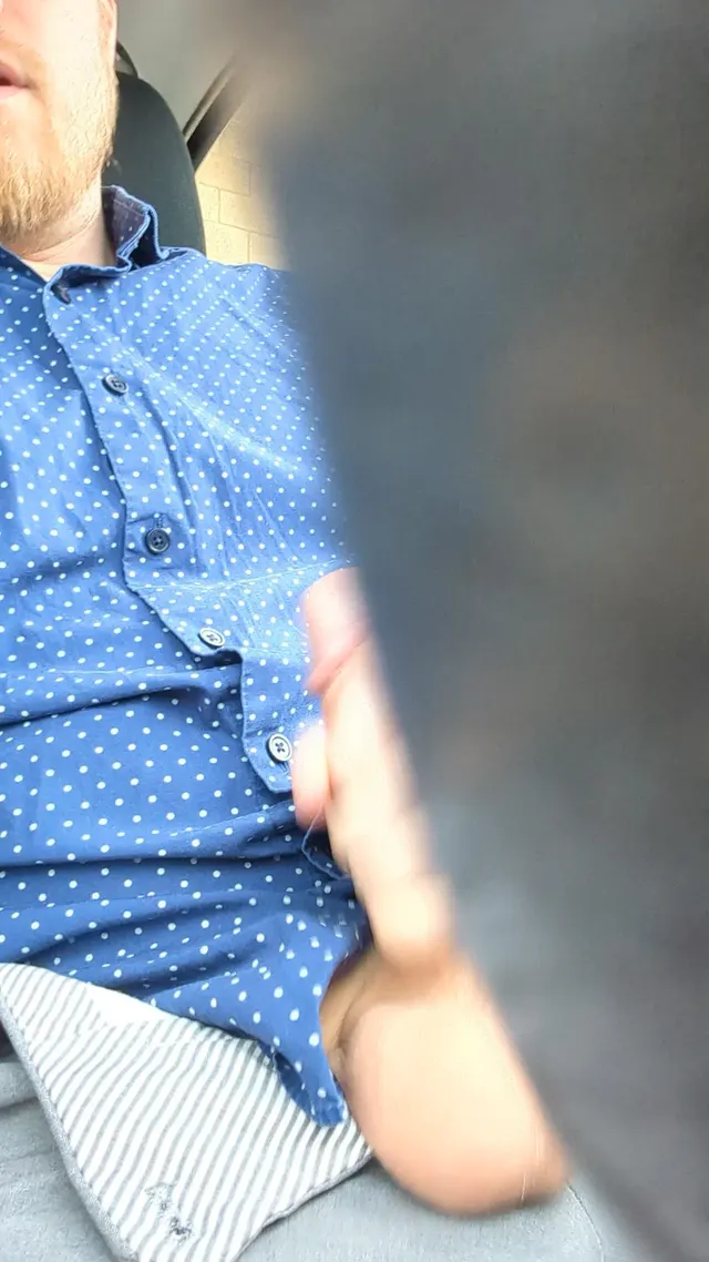 Turned 37 and celebrated by doing what I loved: jacking off in public