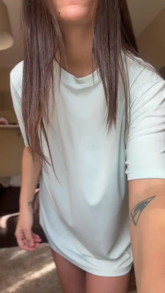 Simple Italian girl reveal natural boobs 