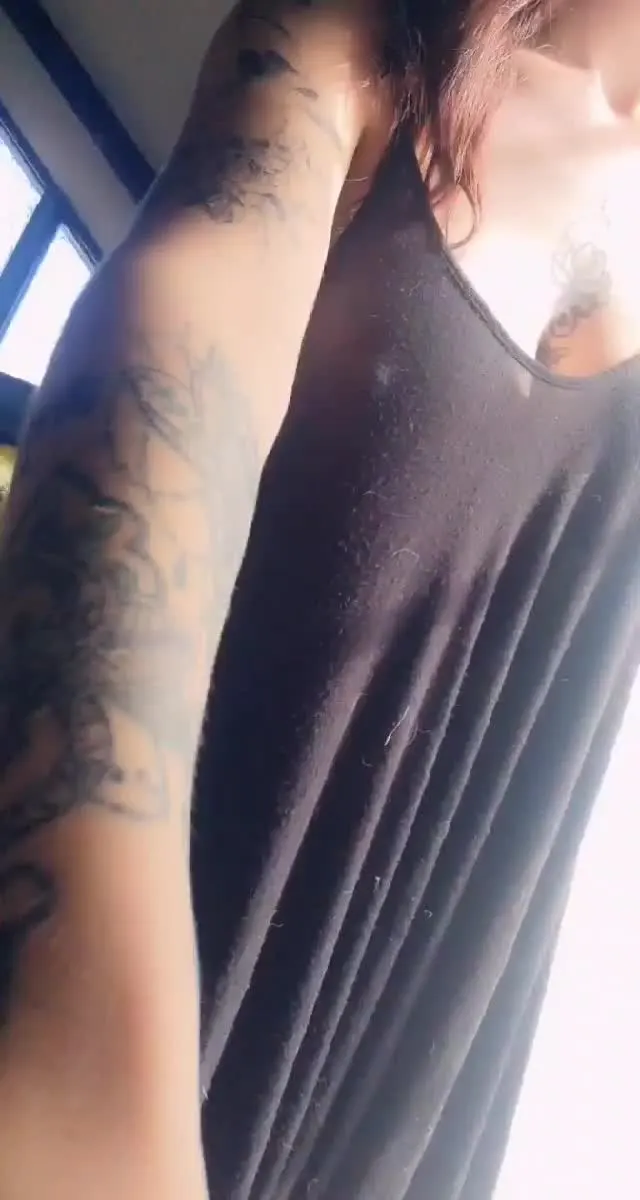 My clothes just fall right off to reveal DDDs [oc]