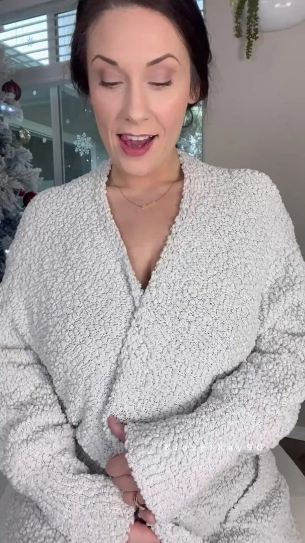 From teacher to MILF in a matter of seconds [Mrs]