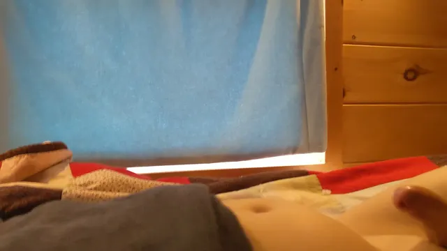 [35] After 2 months of not cumming, I came from just humping the air! (no toy) (stick around for the 2nd more intense wave of cumming near the end)