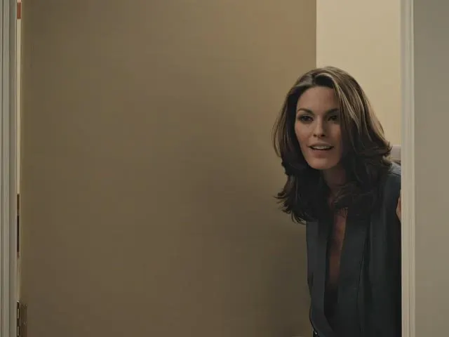 Alana De La Garza