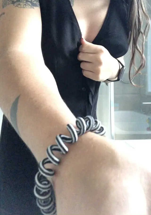 Behind the scenes of my last post, Merry Christmas! 😸(F)