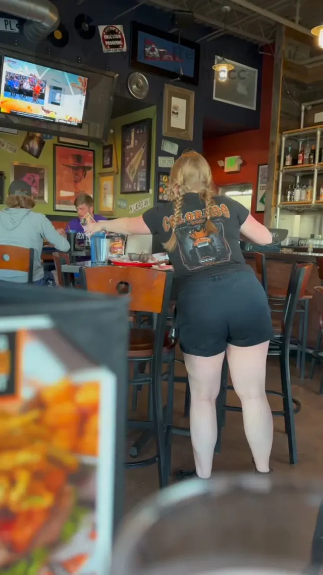 Just need you under the table 😜