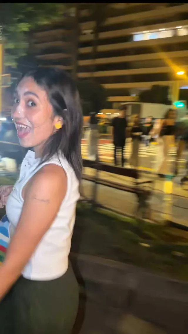 My friend help me with a cumwalk 🥵