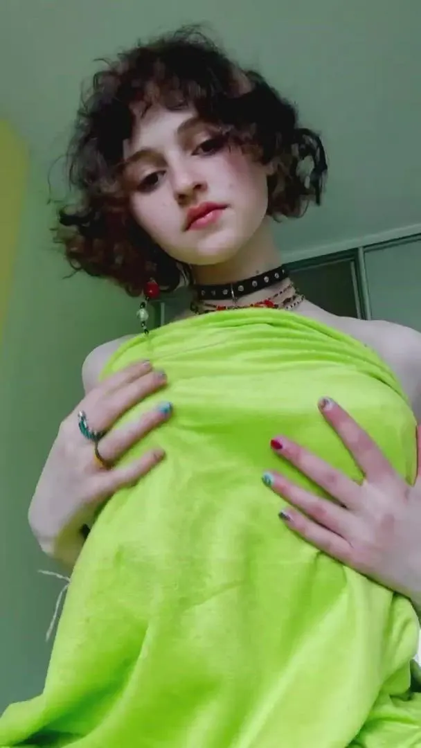 Guys who appreciate teens with juicy tits are my favorite