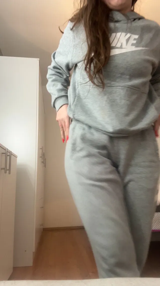 Do you admire when a girl isn’t shy about herself