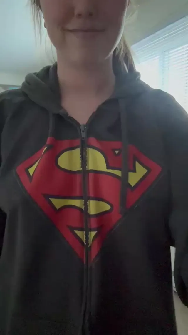 It’s a bird … it’s a plane … it’s supertits! ❤️💙💛 29f