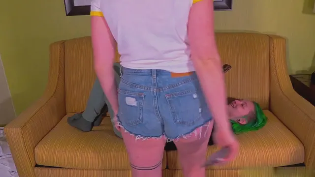 True friends make great footrests