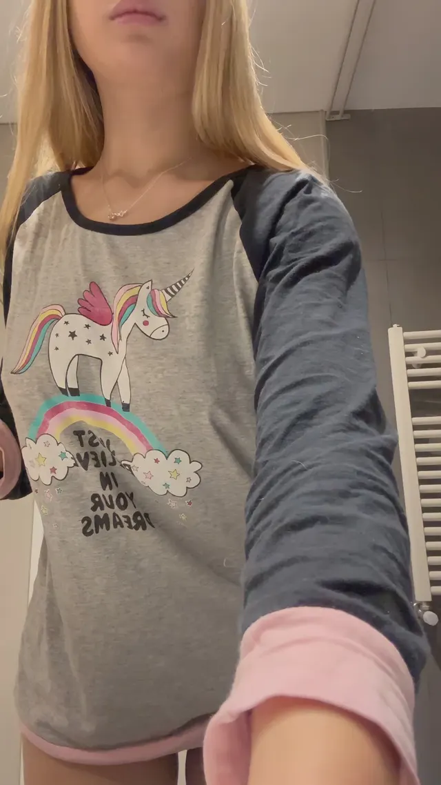 they look great under the shirt but even better out, don't u agree