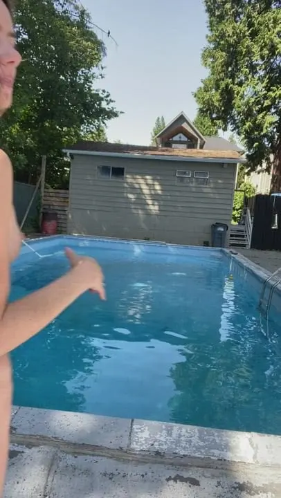 not the best form but hopefully I get some extra points for nakedness 😋