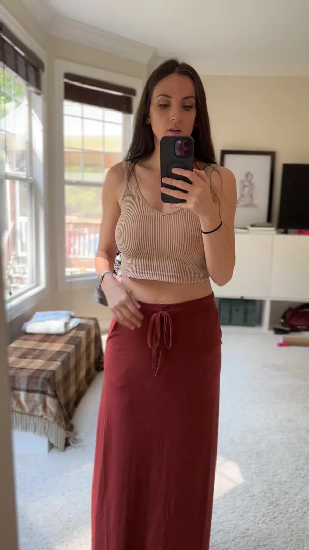 Heading to the store to pick up a couple of stares. (F)40