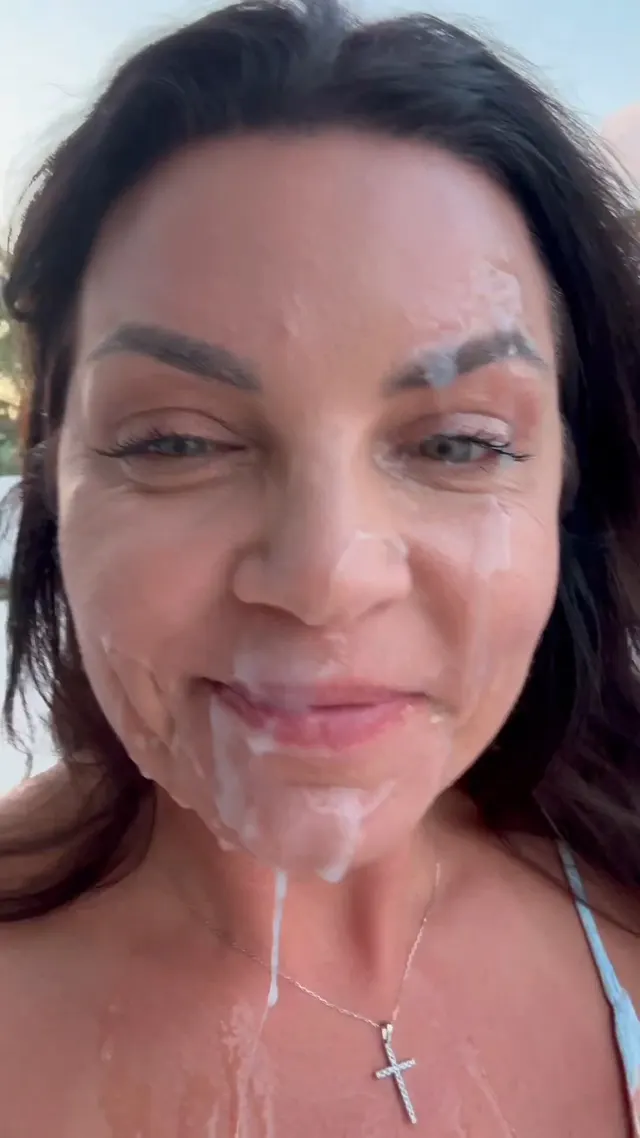 Reminiscing over when u/GreenEyedSecretOF did a cum walk for me last summer.