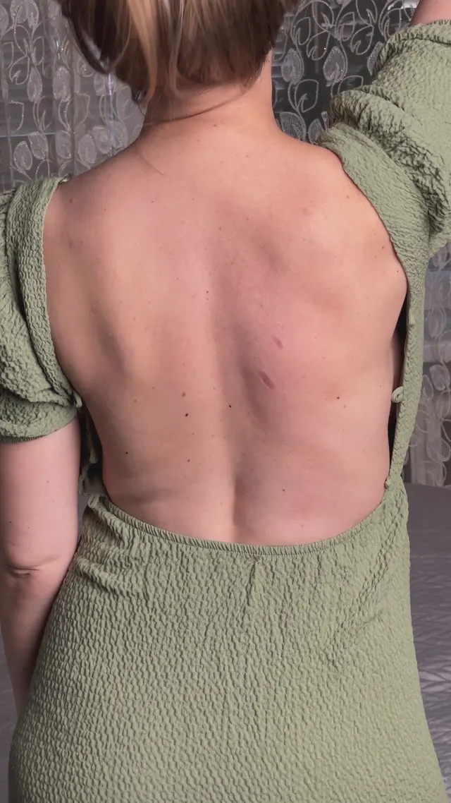 No maternity clothes needed when you've got mombod to show off