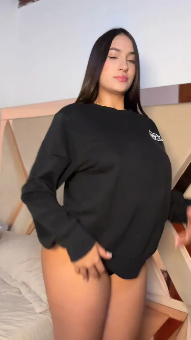 Colombian girls are built different