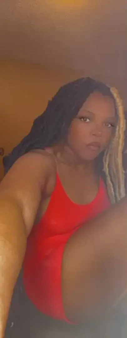 cum spread my pussy for me pls?