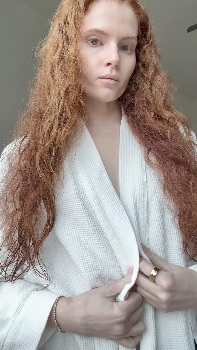 Redhead with some cute titties needing attention [IRTR]