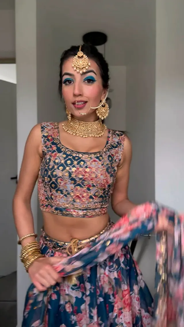 I love being your naughty bhabi, so let’s keep this our little secret 😈 [F]