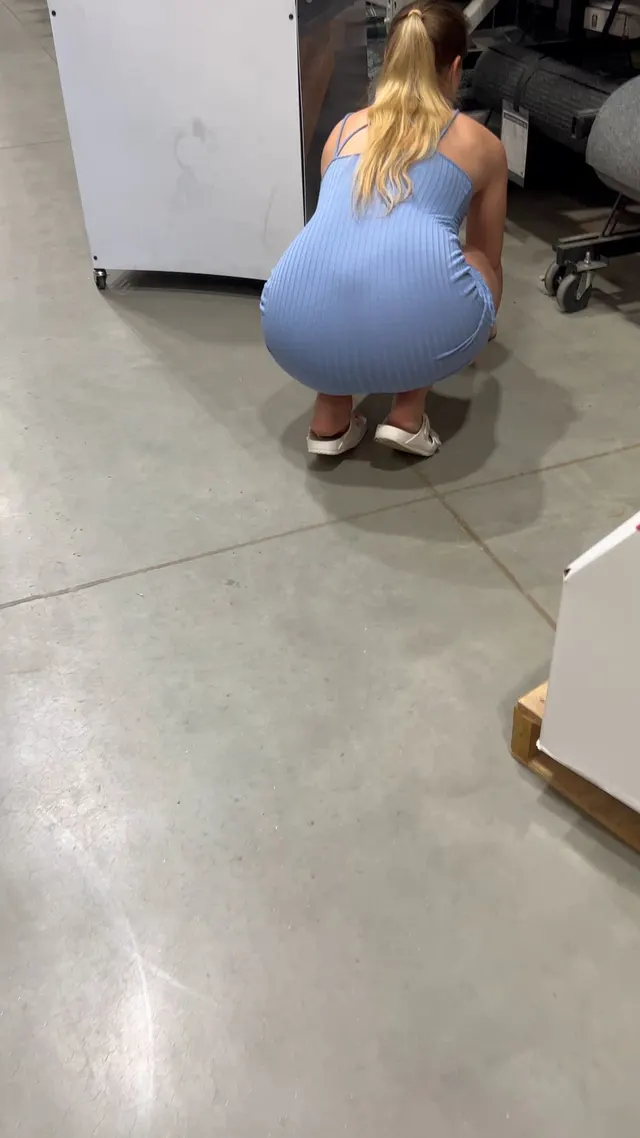 I went shopping with my anal beads in… I don’t know why I didn’t think of this sooner…