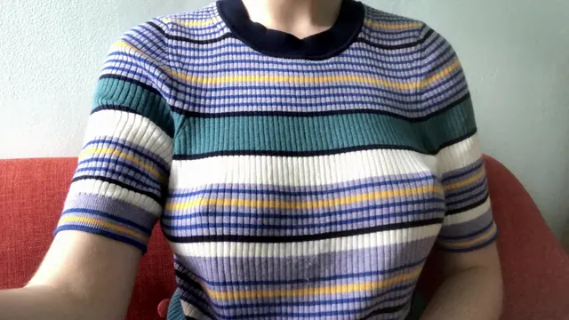 I’m told the way I dress downplays the size of my boobs. But you get to see the truth!