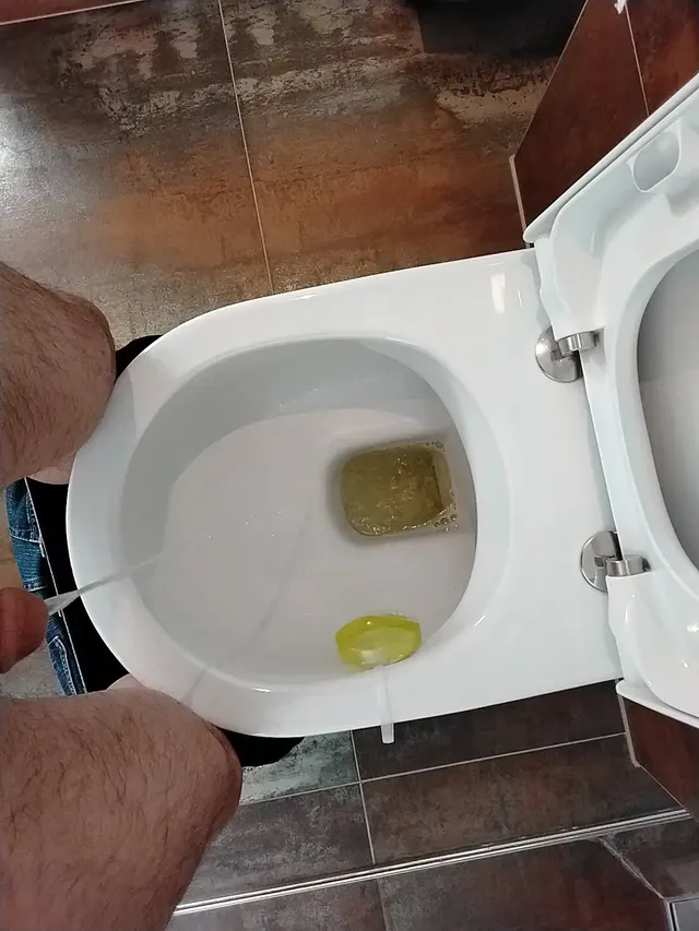 [36] bi married dad just pissing here